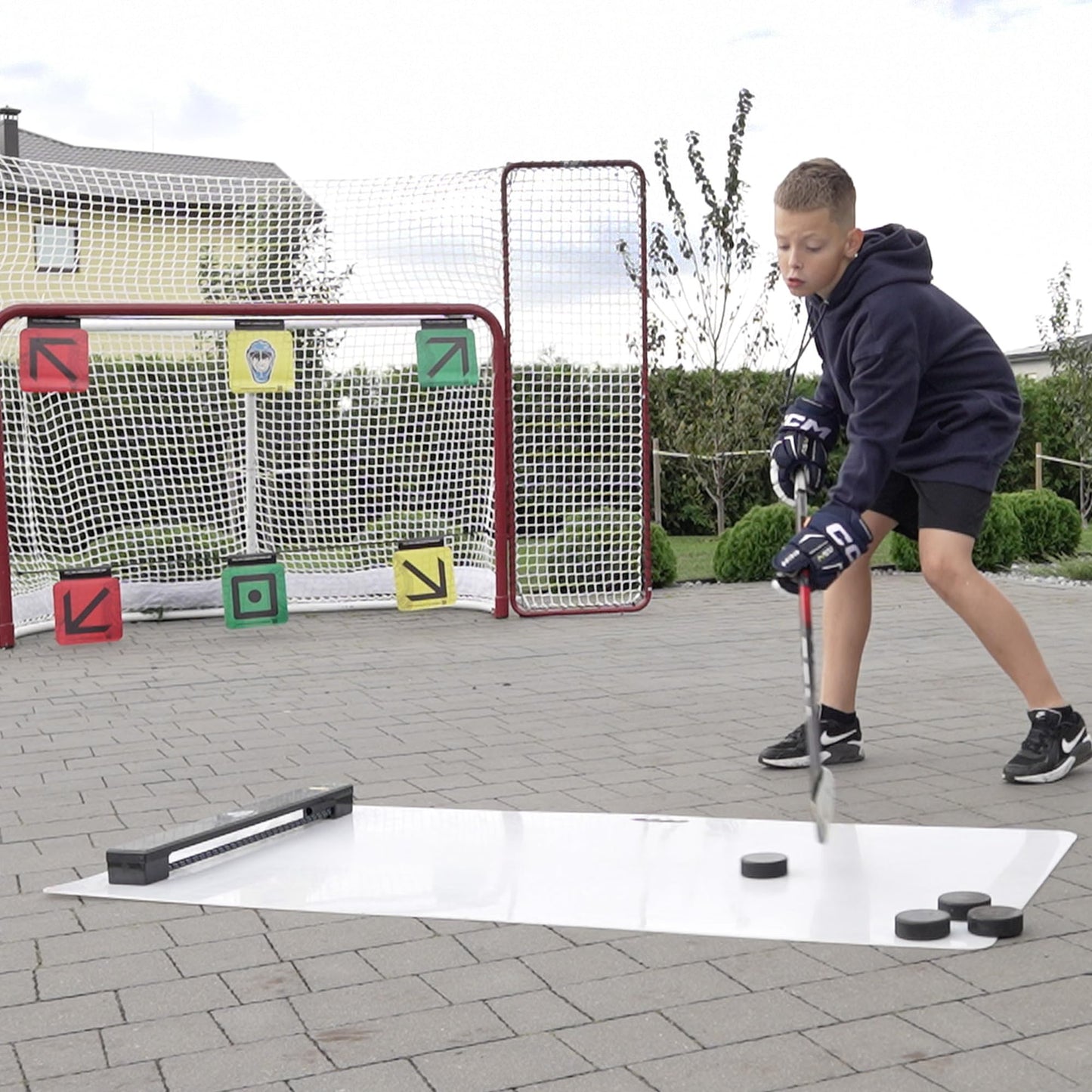 Hockey Revolution Shoot Pad - Hockey Sports Training Aid for Shooting, Passing and Stick handling - Hockey Skills Training Practice Surface 30"x 60" - Reel Ice Feeling Roll Board