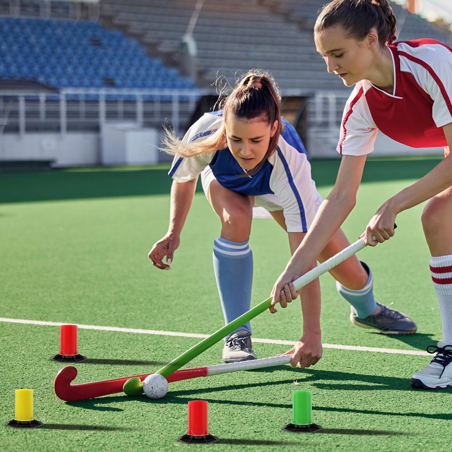 The Snake Trainer - Lightweight Stickhandling Training Tool - Hockey Training Equipment for Puck Control, Reaction Time and Coordination - Portable, Durable and Adjustable